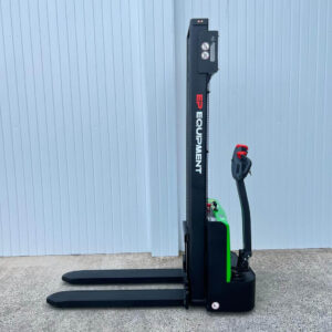 Electric Pallet Stacker Truck EP EST122