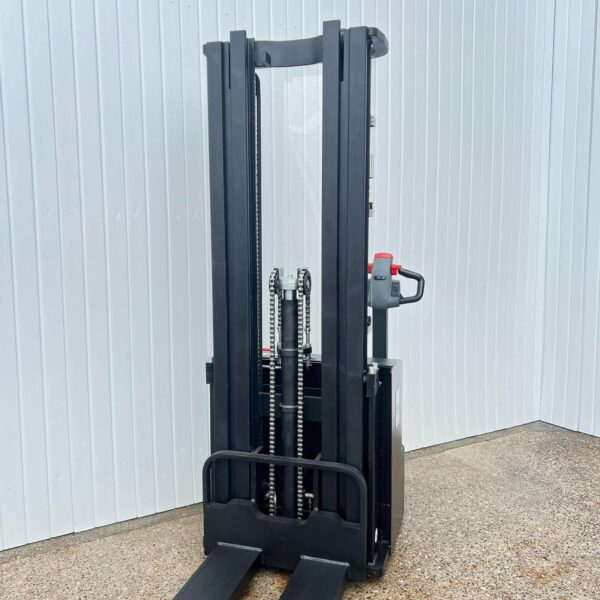 FULL ELECTRIC PALLET STACKER TRUCK GREENPOWER ES16-16WA -1600KGS – 4800MM LIFT - Image 12