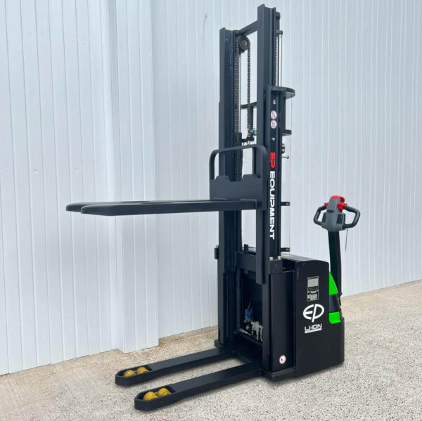 LITHIUM ELECTRIC PALLET STACKER TRUCK EP ES16-16WA -1600KGS – 4800MM LIFT - Image 4