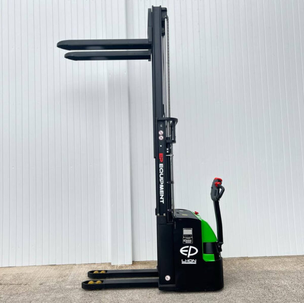 LITHIUM ELECTRIC PALLET STACKER TRUCK EP ES16-16WA -1600KGS – 4800MM LIFT - Image 5