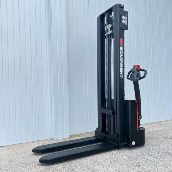 LITHIUM ELECTRIC PALLET STACKER TRUCK EP ESL122 – 3000MM – 1200KGS - Image 4