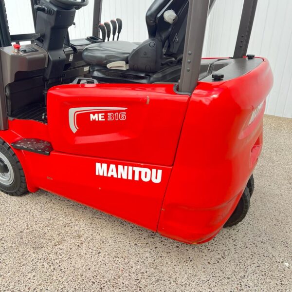 MANITOU ME316 3 WHEEL FORKLIFT 1600KGS – 4300MM LIFT - Image 7