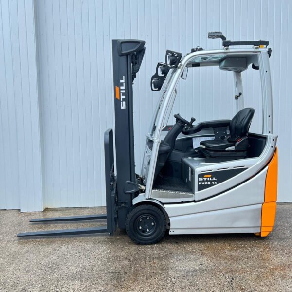 STILL RX20-14C USED 3 WHEEL ELECTRIC FORKLIFT – 4900MM LIFT – MANUFACTURER REBUILD – NEW BATTERY - Image 2