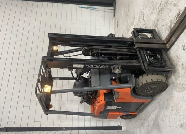 2008 Toyota 7FBMF16 electric forklift - Image 6