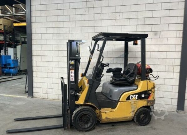 Caterpillar Forklift GP18NT - Image 2