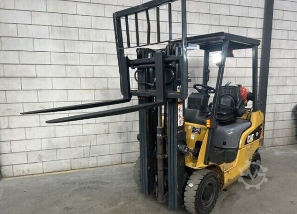 Caterpillar Forklift GP18NT - Image 9