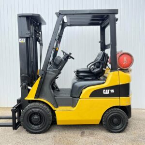 CAT GP15N Used Gas Forklift