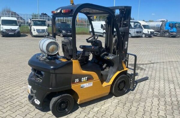 Caterpillar Forklifts GP25N - Image 5