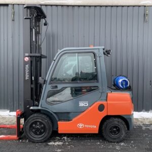 Electric 3-Wheel Forklift Toyota 8FBET20