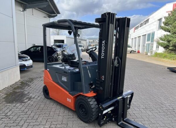 Electric 4-wheel forklift Toyota 8FBMT35 - TRIPLEX 5,5 m - Image 10