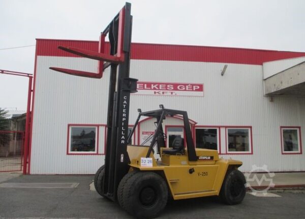 CATERPILLAR Forklift V250 - Image 5