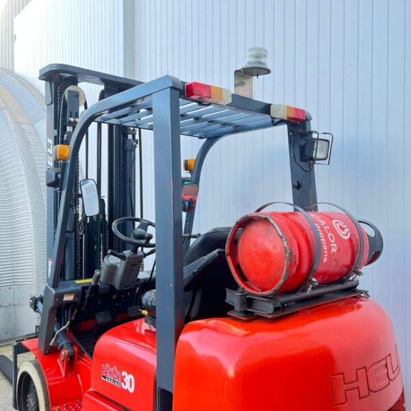 HELI HFG30 USED COMPACT GAS FORKLIFT – 5400MM LIFT - Image 7