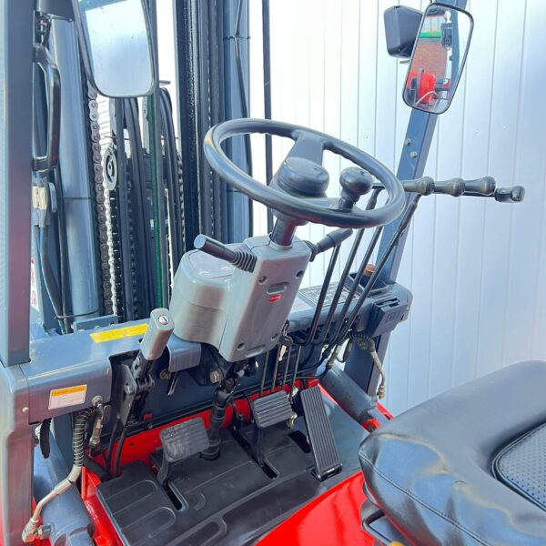 HELI HFG30 USED COMPACT GAS FORKLIFT – 5400MM LIFT - Image 3