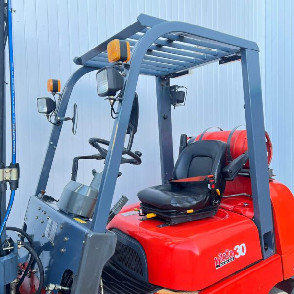 HELI HFG30 USED COMPACT GAS FORKLIFT – 5400MM LIFT - Image 2