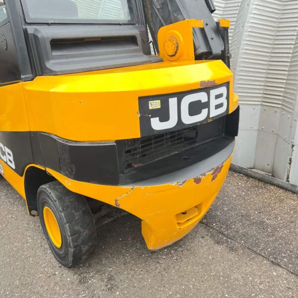 JCB TLT30D USED TELETRUK FORKLIFT – 4000MM LIFT – BAGGING BUCKET - Image 6