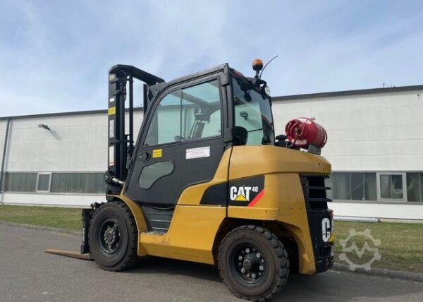 Caterpillar Forklifts GP40N - Image 2