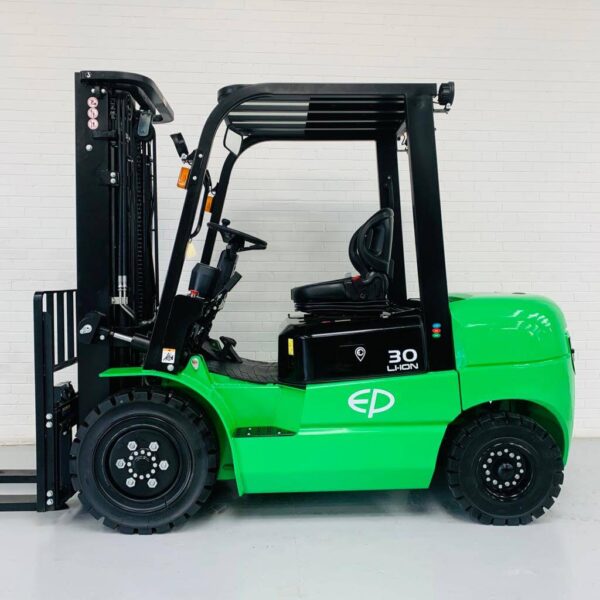 NEW EP EFL302 LITHIUM ELECTRIC FORKLIFT – 4800MM LIFT