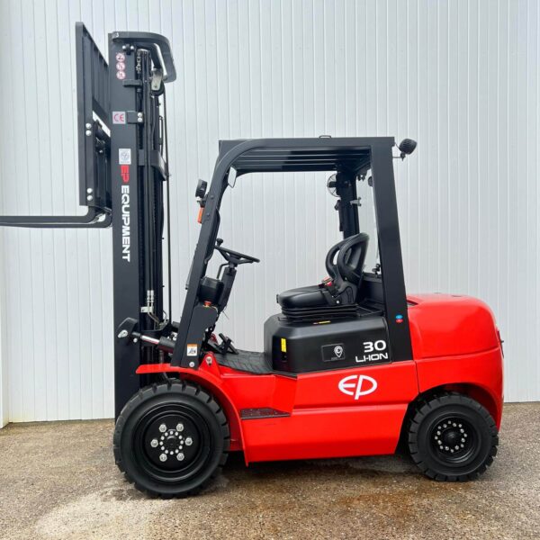 NEW EP EFL302 LITHIUM ELECTRIC FORKLIFT – HALF CAB - Image 12