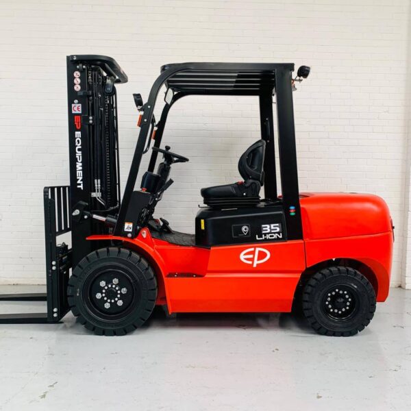 EP EFL352 Lithium Electric Forklift