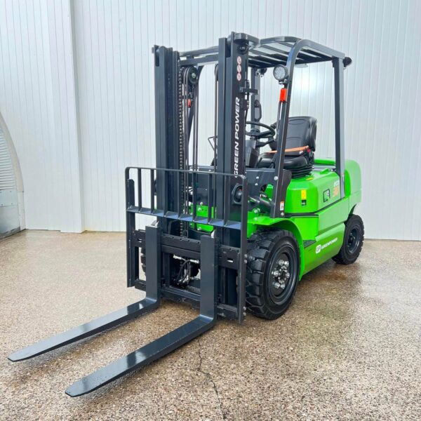 NEW LITHIUM GREENPOWER ECO 30 ELECTRIC FORKLIFT – 3000MM TO 4800MM LIFT – ROOF COVER - Image 3