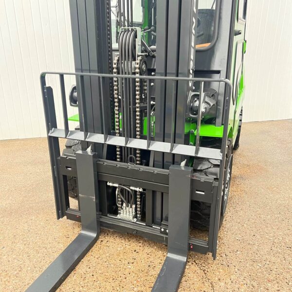 NEW LITHIUM GREENPOWER ECO 35 ELECTRIC FORKLIFT – 4800MM LIFT – FULL CAB - Image 2