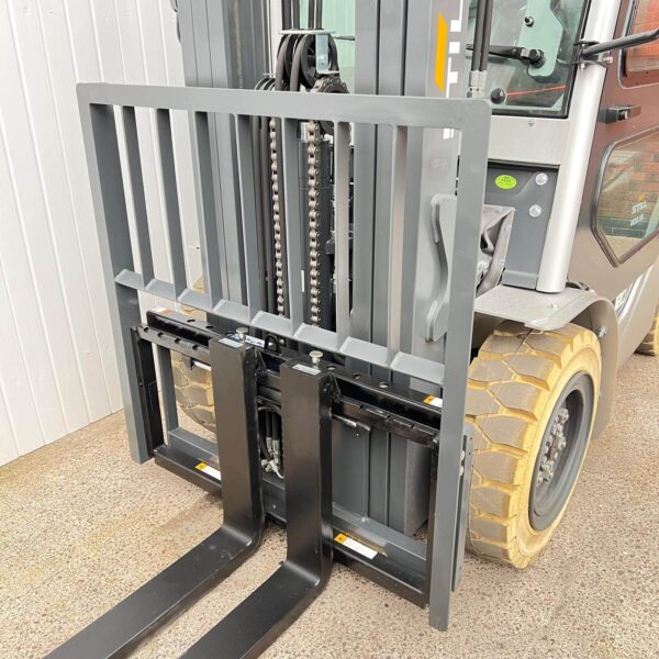 NEW STILL RCG35 GAS FORKLIFT 4800MM LIFT – FULL CAB - Image 16