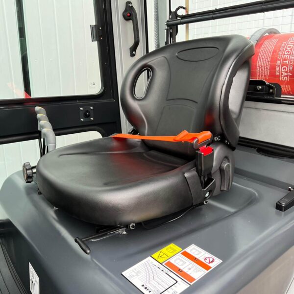 NEW STILL RCG35 GAS FORKLIFT 4800MM LIFT – FULL CAB - Image 12