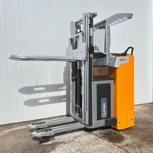 STILL FXV16 EX DEMO RIDE ON PALLET STACKER LITHIUM ELECTRIC – 5300MM - Image 3