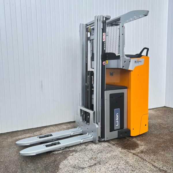 STILL FXV16 EX DEMO RIDE ON PALLET STACKER LITHIUM ELECTRIC – 5300MM - Image 7